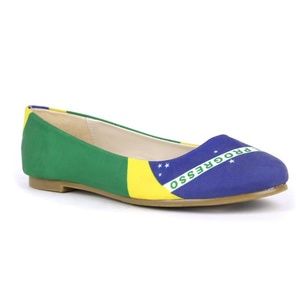Busy 3 KIds Brazil Flag Flats